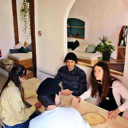 Garden - Utopy 旅馆